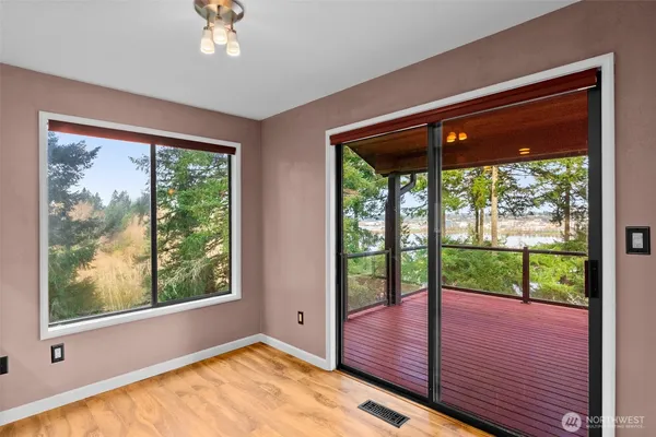 $799,900 | 1406 Evergreen Park Lane Southwest, Olympia, WA 98502