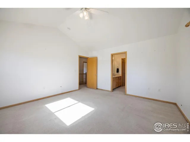 a bathroom with a toilet