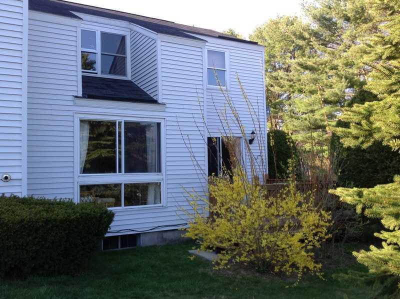 22 Black Point Road, Unit 2E Scarborough, ME 04074 - Photo 3 of 27 Exterior Back.