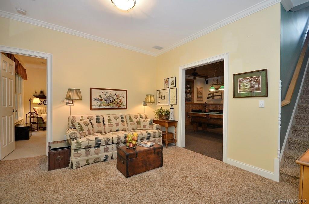 113 Camptown Road Brevard, NC 28712 - Photo 15 of 19 Gallery Image 15