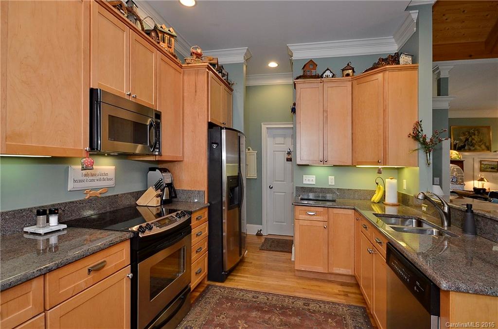 113 Camptown Road Brevard, NC 28712 - Photo 5 of 19 Gallery Image 5