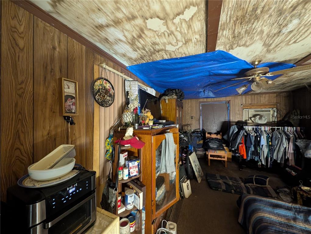 2516 Hebb Road Auburndale, FL 33823 - Photo 33 of 55 a view of a room with gym equipment