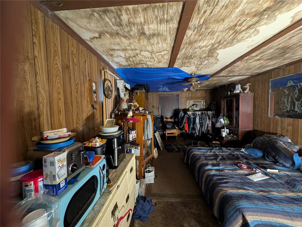 2516 Hebb Road Auburndale, FL 33823 - Photo 34 of 55 a view of a room with gym equipment