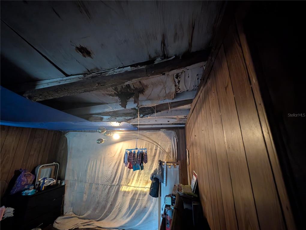 2516 Hebb Road Auburndale, FL 33823 - Photo 8 of 55 a view of an entryway