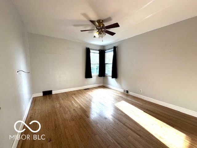 2240 Maple Street Columbus, IN 47201 - Photo 15 of 44 Gallery Image 15