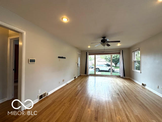 2240 Maple Street Columbus, IN 47201 - Photo 6 of 44 Gallery Image 6