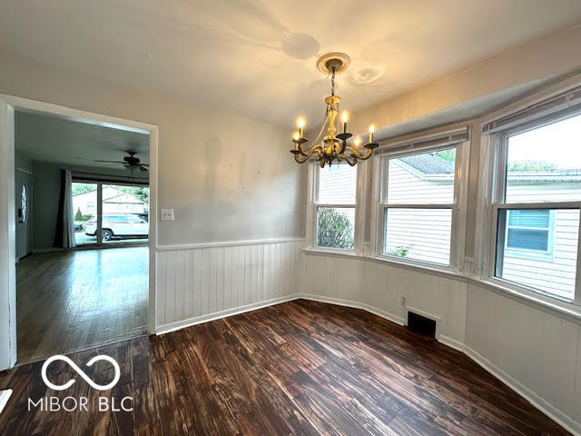 2240 Maple Street Columbus, IN 47201 - Photo 7 of 44 Gallery Image 7
