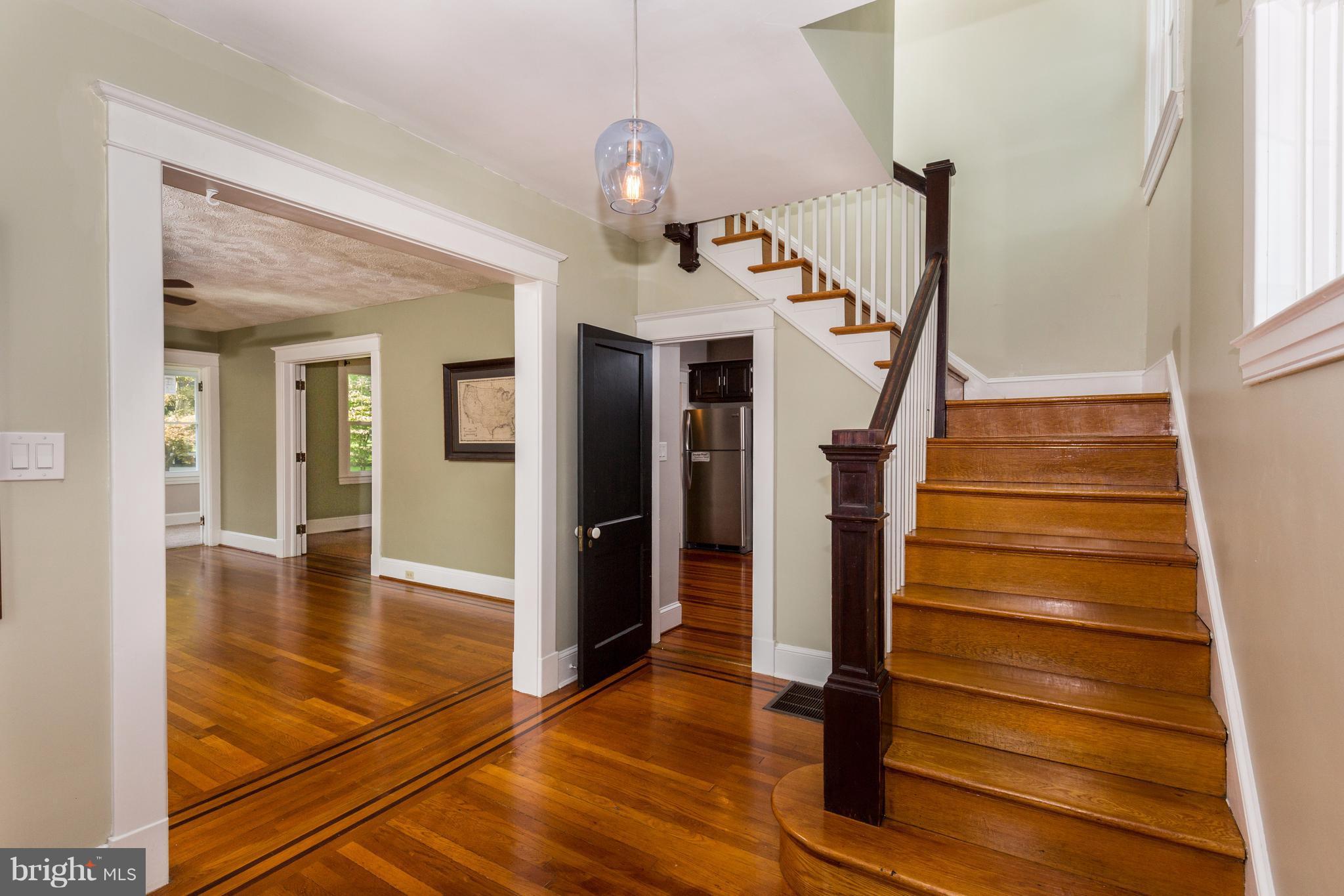 3610 Buckingham Road Baltimore, MD 21207 - Photo 24 of 30 Foyer