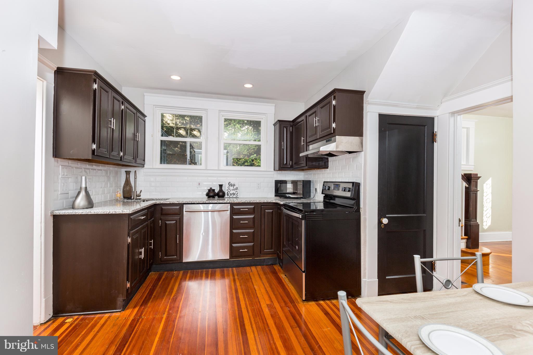 3610 Buckingham Road Baltimore, MD 21207 - Photo 6 of 30 Kitchen