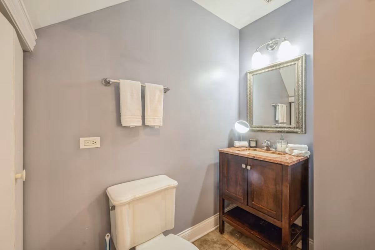 1612 West 17th Street, Unit 1 Chicago, IL 60608 - Photo 9 of 10