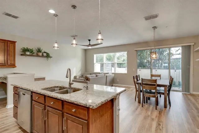 $525,000 | 814 Walkers Grove Lane, Winter Garden, FL 34787