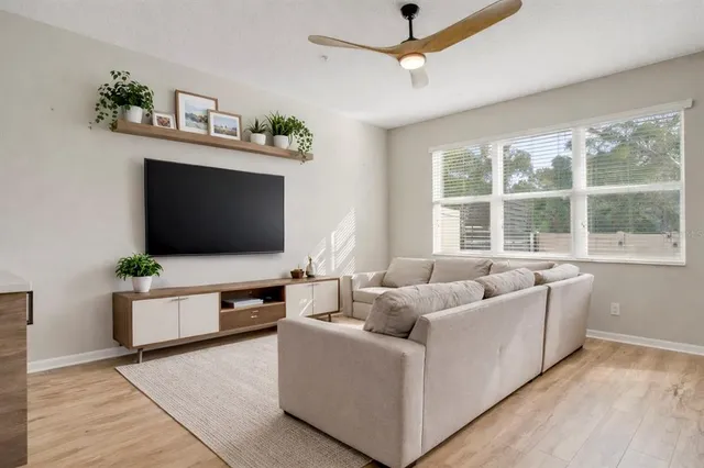 $525,000 | 814 Walkers Grove Lane, Winter Garden, FL 34787