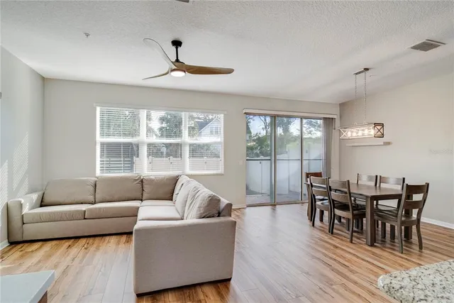 $525,000 | 814 Walkers Grove Lane, Winter Garden, FL 34787