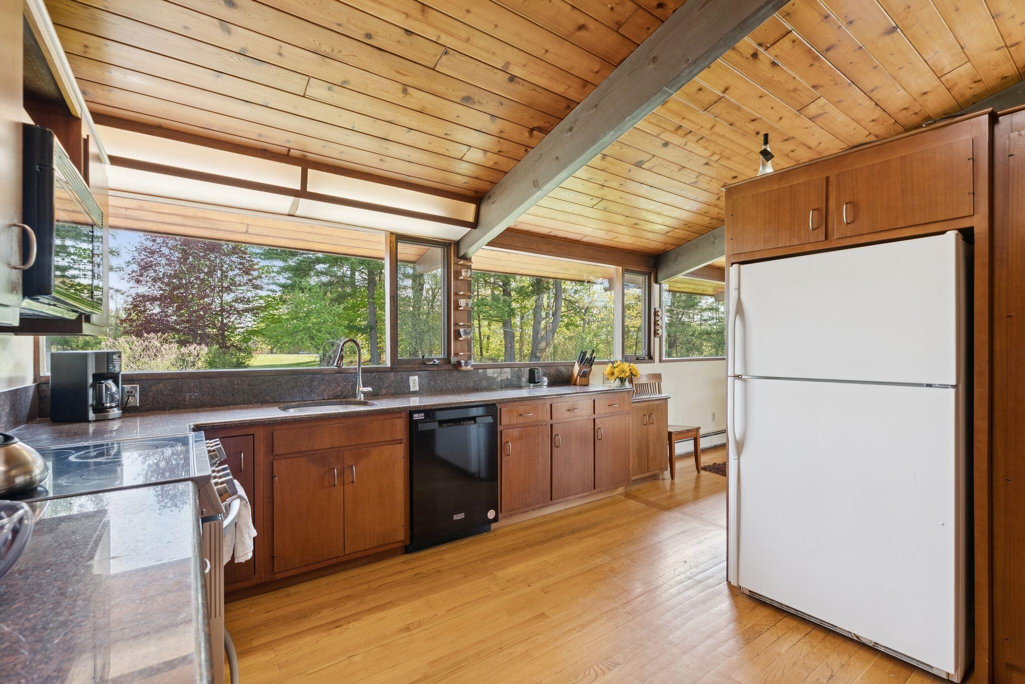 98 Field Road Falmouth, ME 04105 - Photo 24 of 61 49_DSC01330