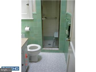 211 Bayard Road Upper Darby, PA 19082 - Photo 7 of 10 Bathroom