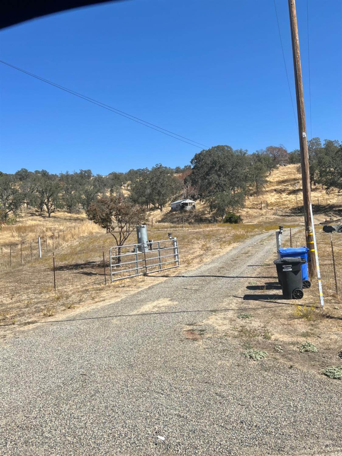 33188 George Smith Road Squaw Valley, CA 93675 - Photo 19 of 43 a view of an ocean and a mountain