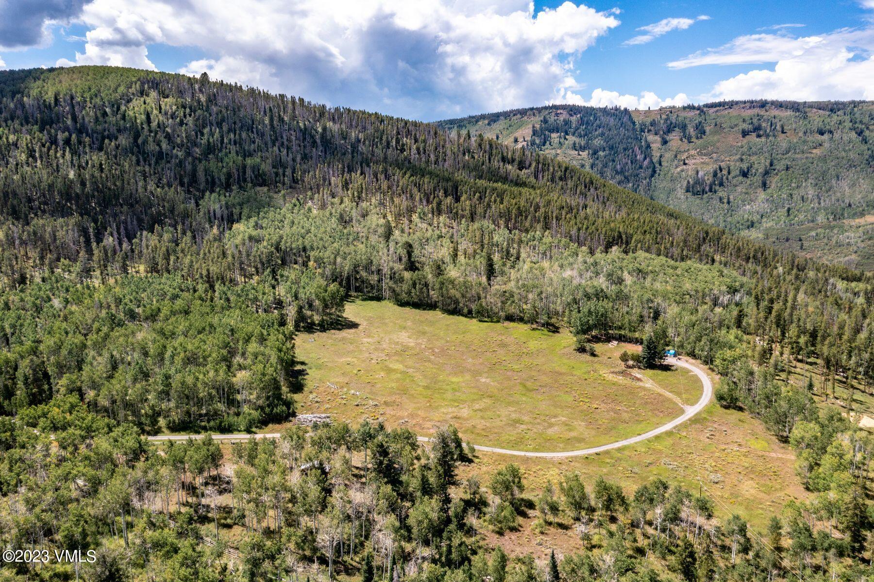 2420 Colorow Road Edwards, CO 81632 - Photo 10 of 13 photo_online_012