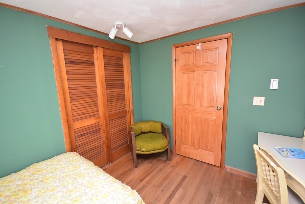 1175 Bay Road Amherst, MA 01002 - Photo 25 of 34 a bedroom with a bed and a window
