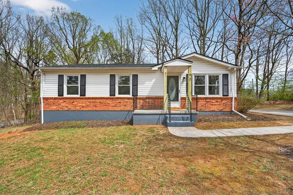 $329,000 | 42 Knoll Woods Drive, Rustburg, VA 24588