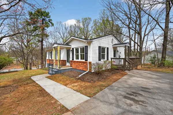 $329,000 | 42 Knoll Woods Drive, Rustburg, VA 24588