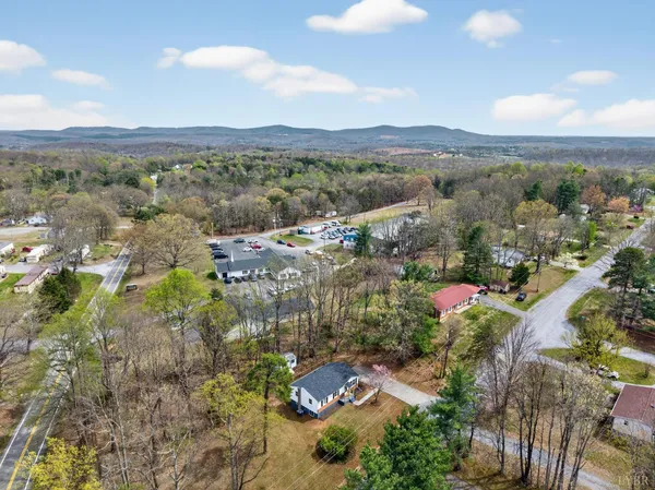 $329,000 | 42 Knoll Woods Drive, Rustburg, VA 24588