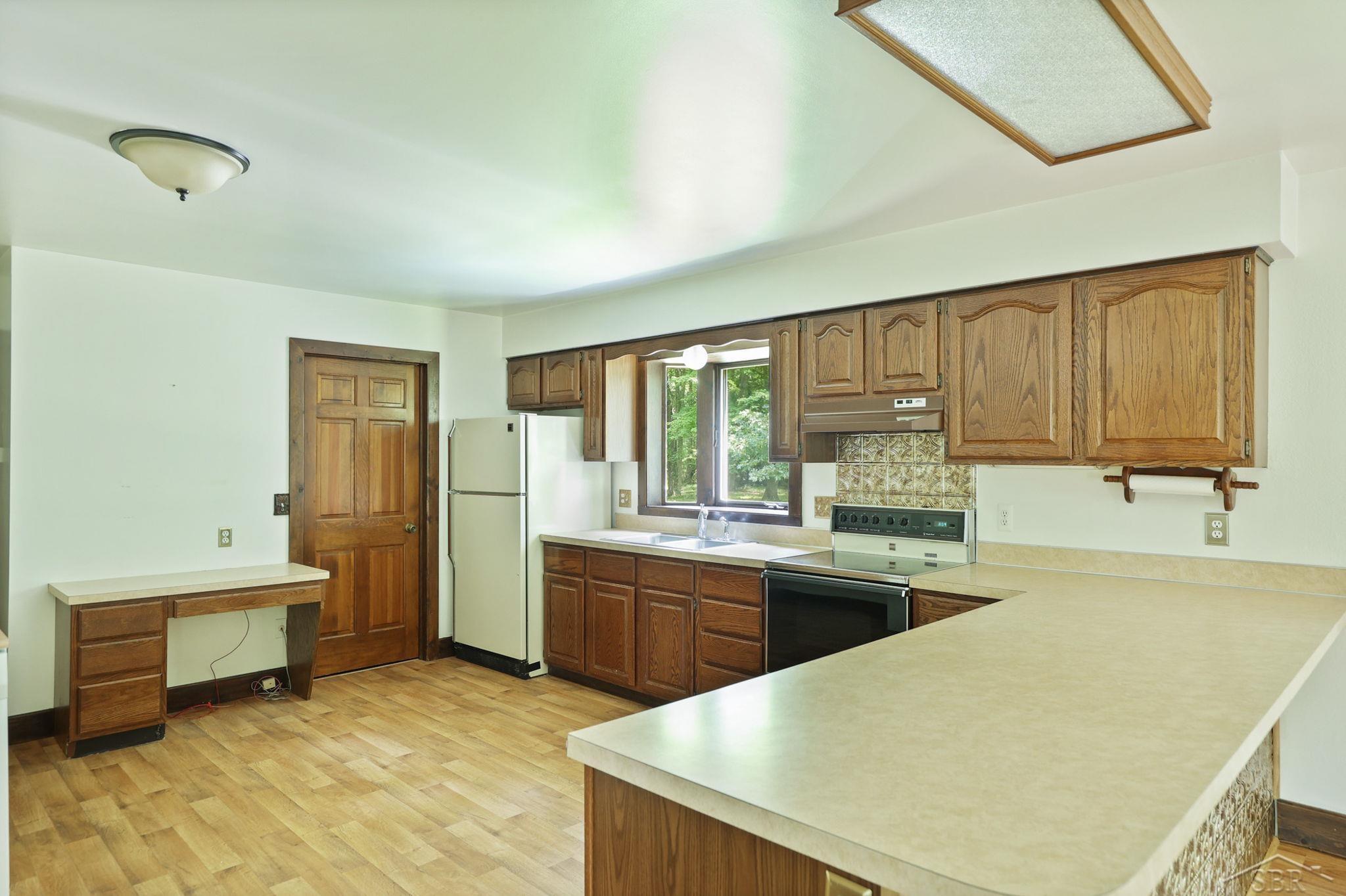8101 Vassar Road Millington, MI 48746 - Photo 16 of 72 50119316-15.JPG