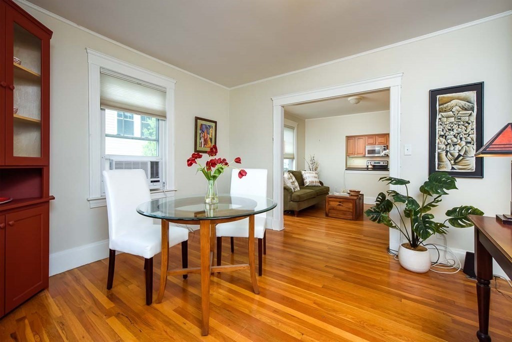 30 Sterling Road, Unit 3 Waltham, MA 02451 - Photo 4 of 26 Gallery Image 4