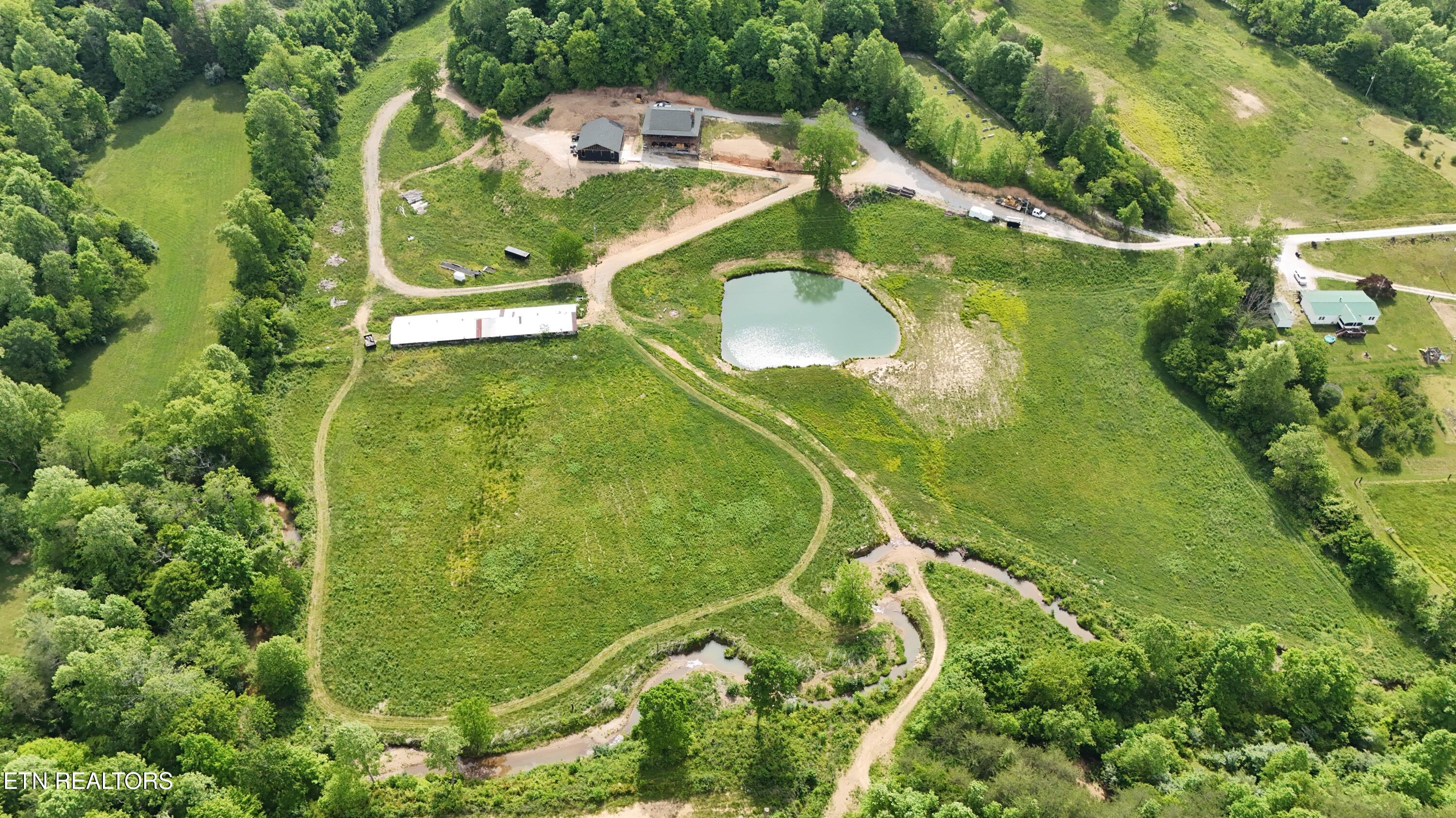 1095 Stanley Creek Road Oneida, TN 37841 - Photo 6 of 57 6sc