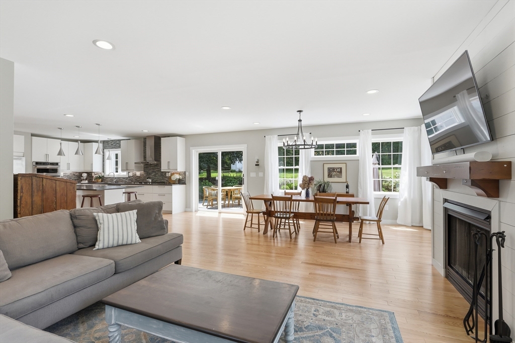57 Berlin Road Bolton, MA 01740 - Photo 5 of 42