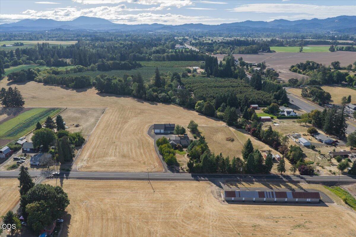 33844 White Oak Road Corvallis, OR 97333 - Photo 2 of 49 Gallery Image 2
