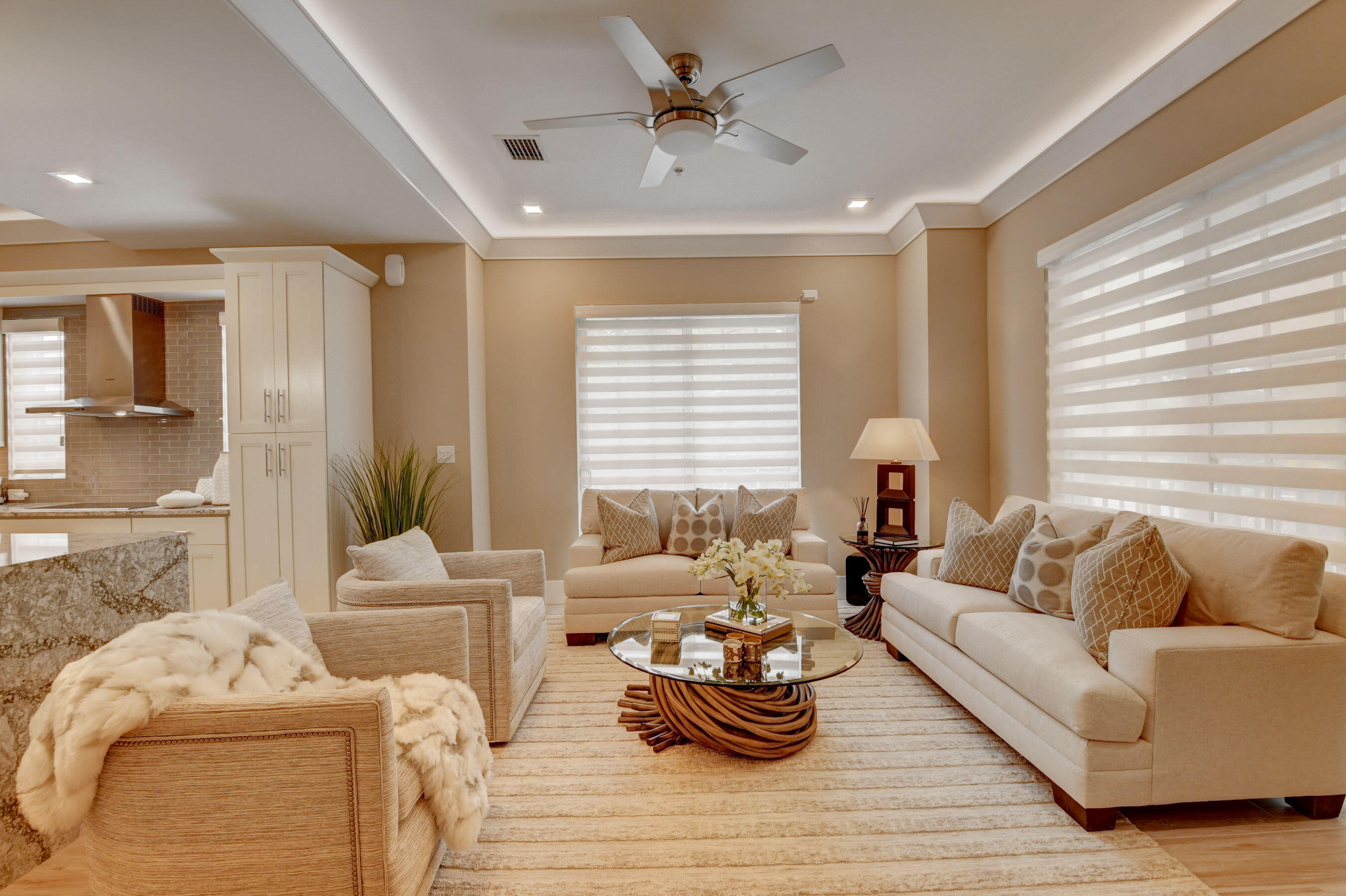 150 Northeast 6th Avenue, Unit R Delray Beach, FL 33483 - Photo 11 of 61 DSC_9675_6_7_8_9