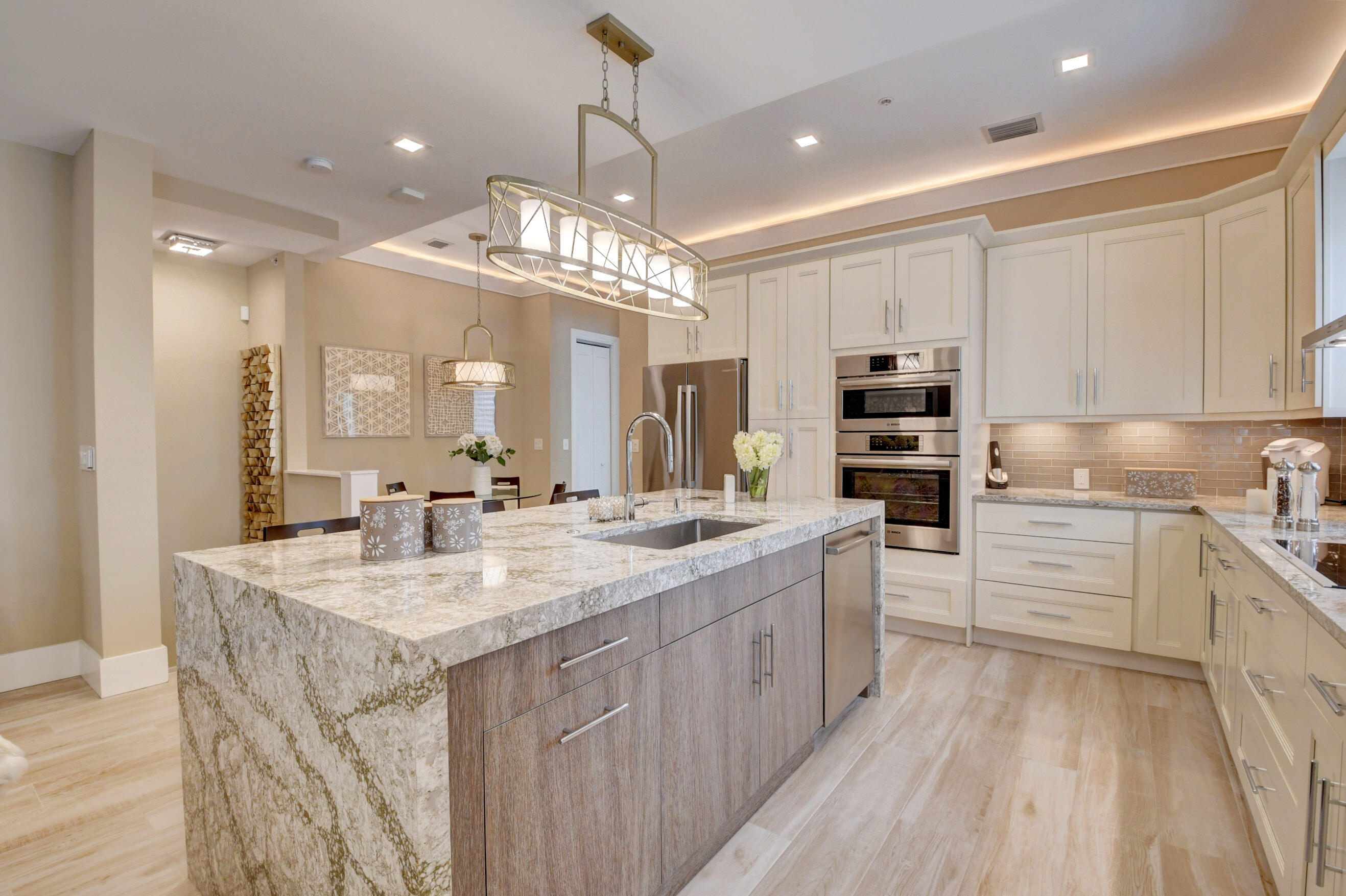 150 Northeast 6th Avenue, Unit R Delray Beach, FL 33483 - Photo 16 of 61 DSC_9700_1_2_3_4