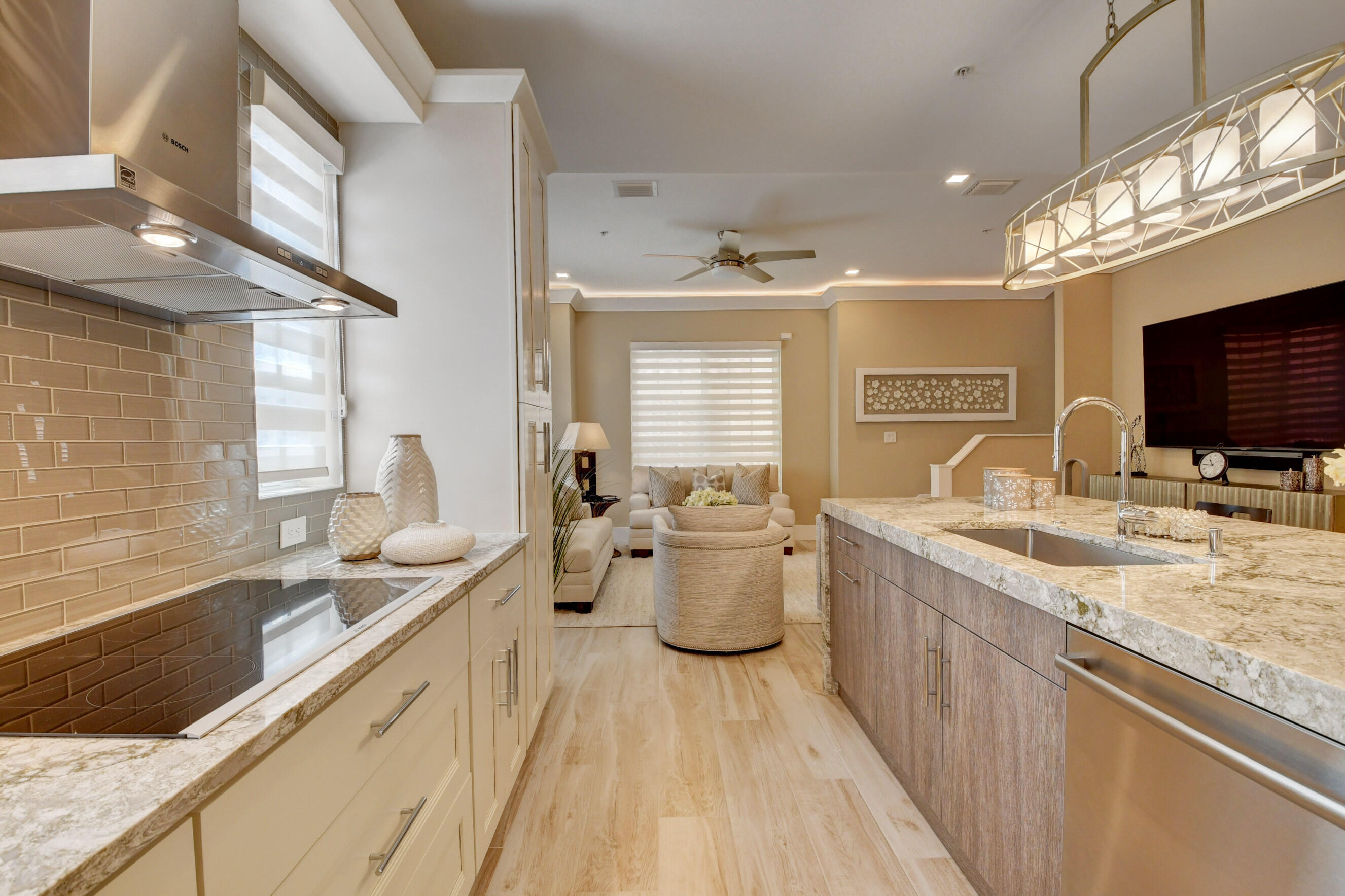 150 Northeast 6th Avenue, Unit R Delray Beach, FL 33483 - Photo 19 of 61 DSC_9715_6_7_8_9