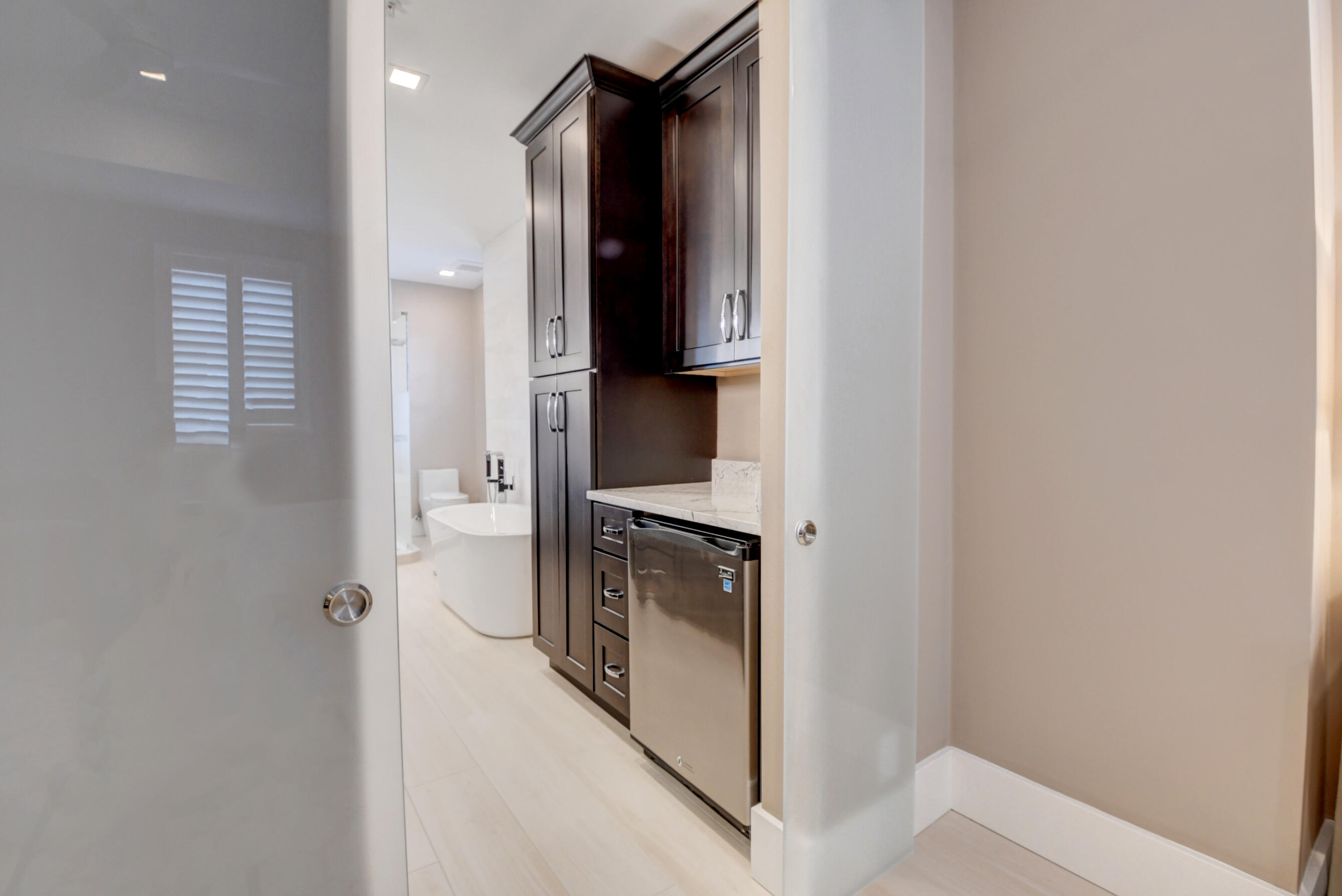 150 Northeast 6th Avenue, Unit R Delray Beach, FL 33483 - Photo 35 of 61 DSC_9800_1_2_3_4