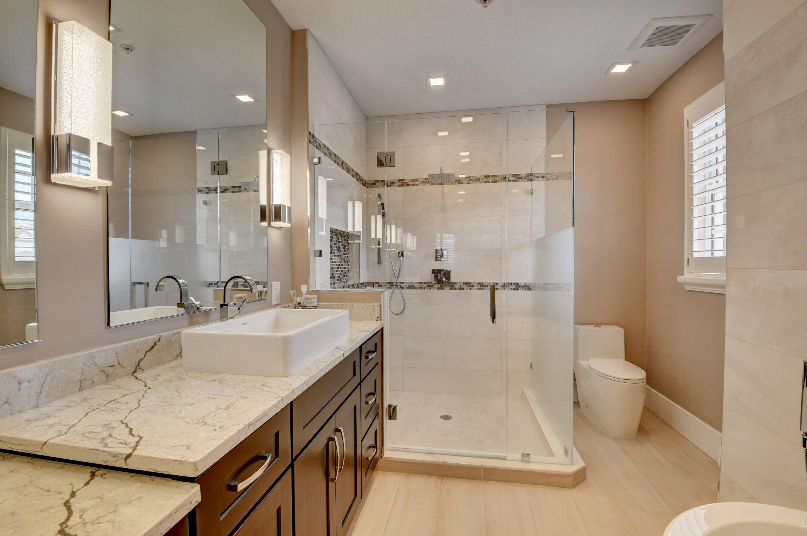 150 Northeast 6th Avenue, Unit R Delray Beach, FL 33483 - Photo 39 of 61 DSC_9825_6_7_8_9