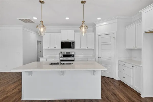 $389,900 | 210 Allie Loop, Brunswick, GA 31525