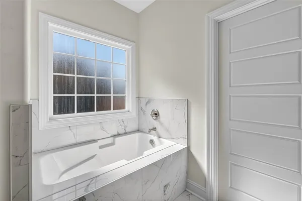 $389,900 | 210 Allie Loop, Brunswick, GA 31525