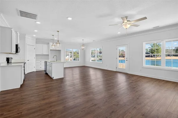 $389,900 | 210 Allie Loop, Brunswick, GA 31525