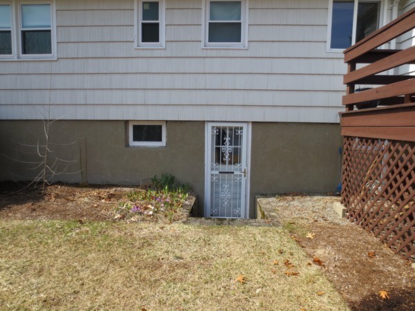 30 Sachem Road Needham, MA 02494 - Photo 18 of 19 a backyard of a house