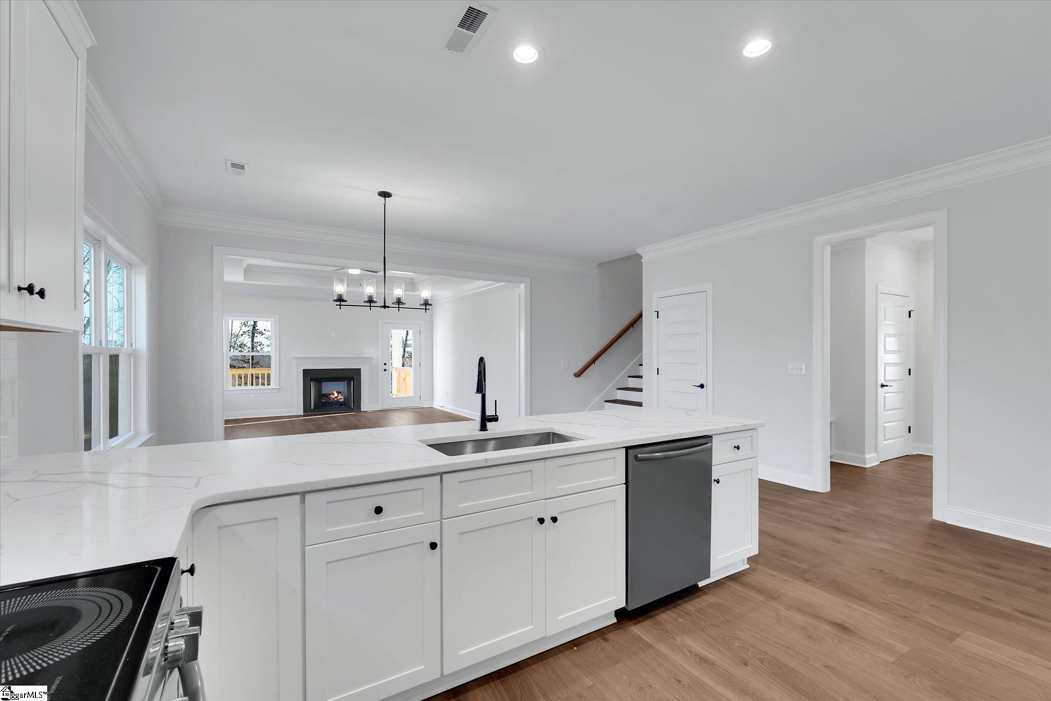 408 Falcons Lair W Drive Walhalla, SC 29691 - Photo 11 of 42