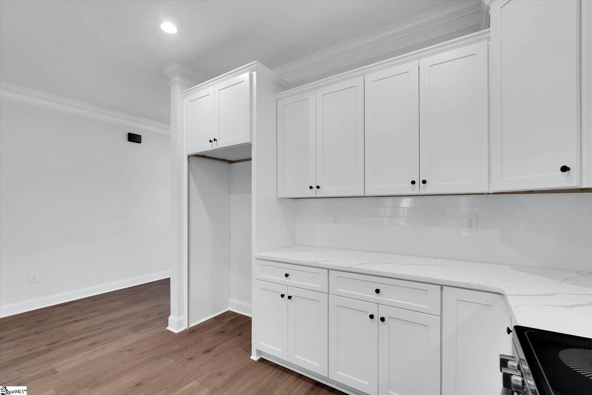 408 Falcons Lair W Drive Walhalla, SC 29691 - Photo 10 of 42