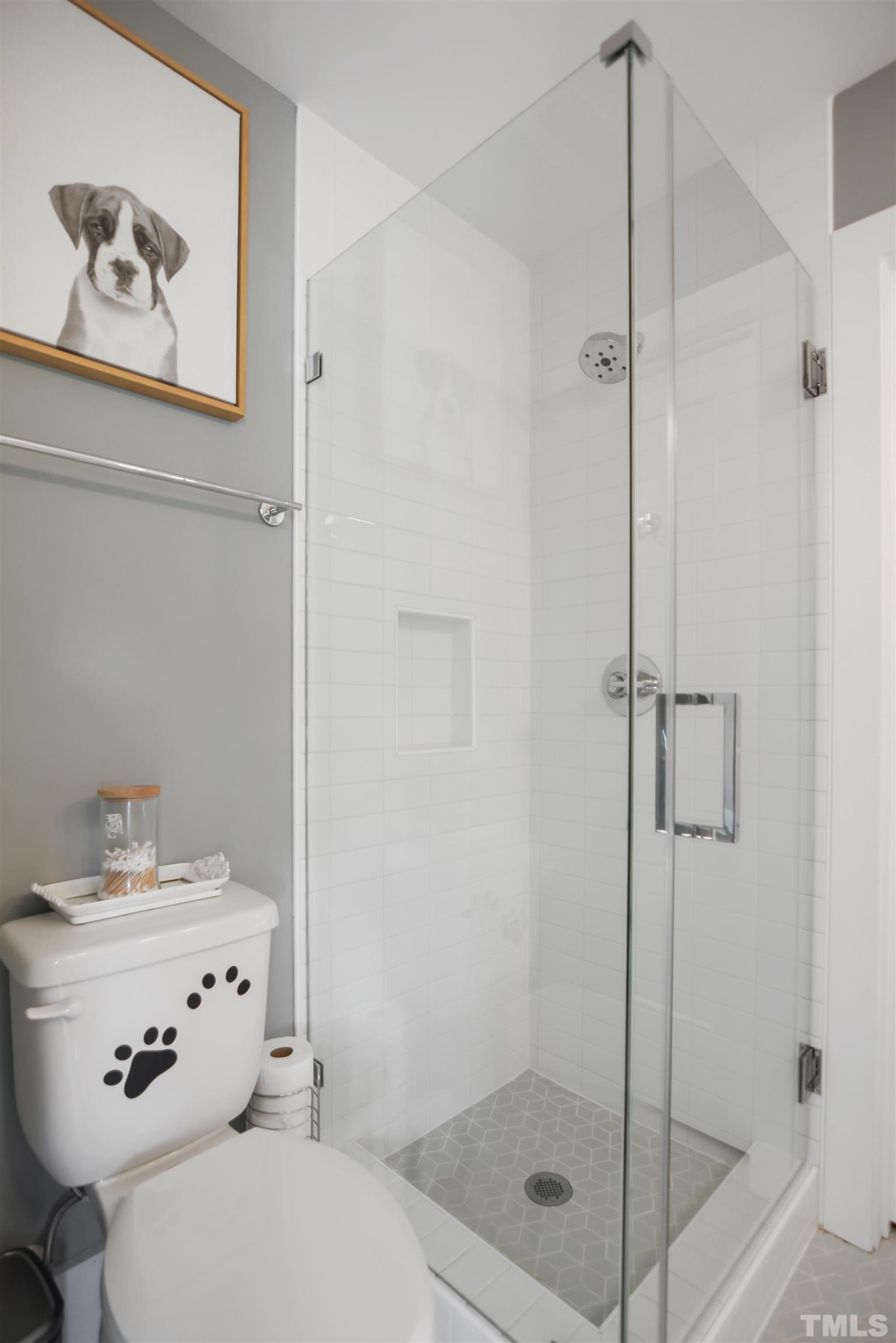 3210 Hampton Road Raleigh, NC 27607 - Photo 19 of 34 a bathroom with a sink toilet and shower
