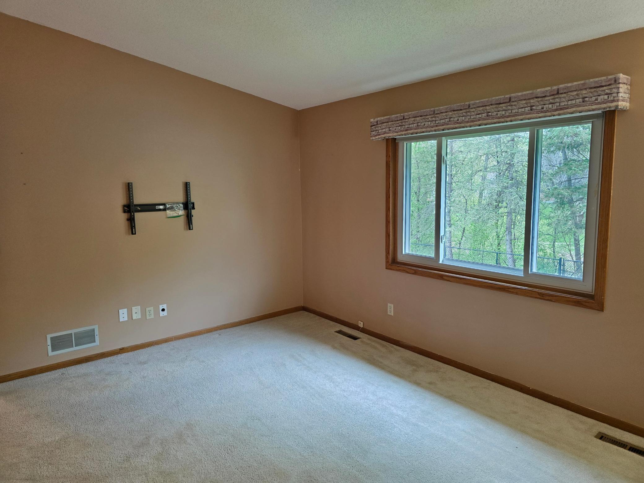 1830 Walnut Lane Eagan, MN 55122 - Photo 27 of 38