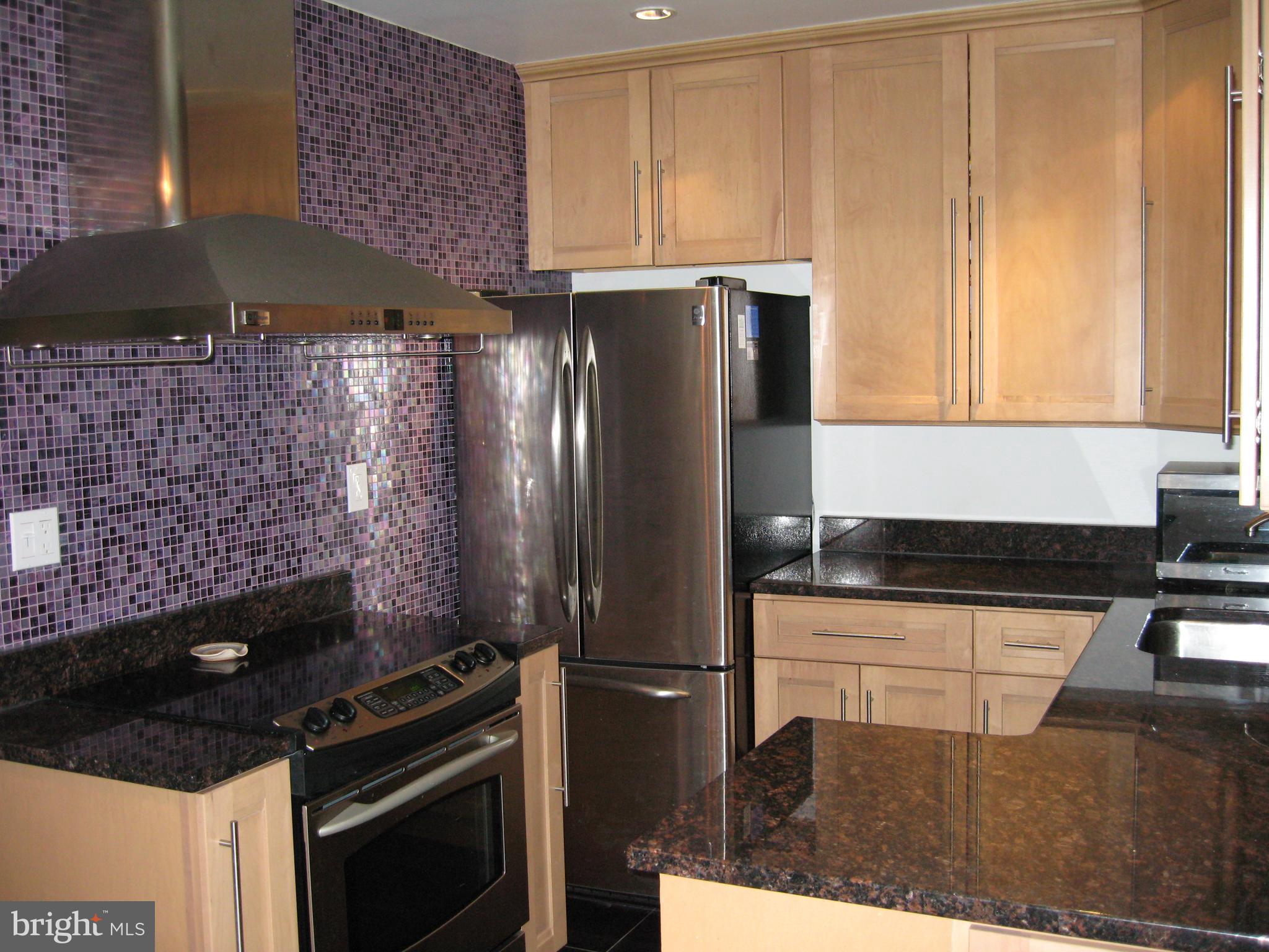 4411 Edgefield Road Kensington, MD 20895 - Photo 6 of 22 Updated kitchen with granite and SS appliances