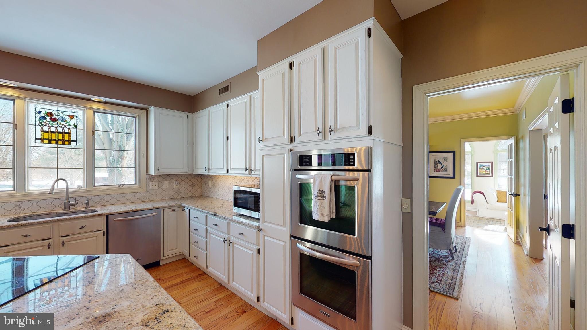 3985 Ruckman Way Doylestown, PA 18902 - Photo 14 of 51 Double ovens and plenty of natural light