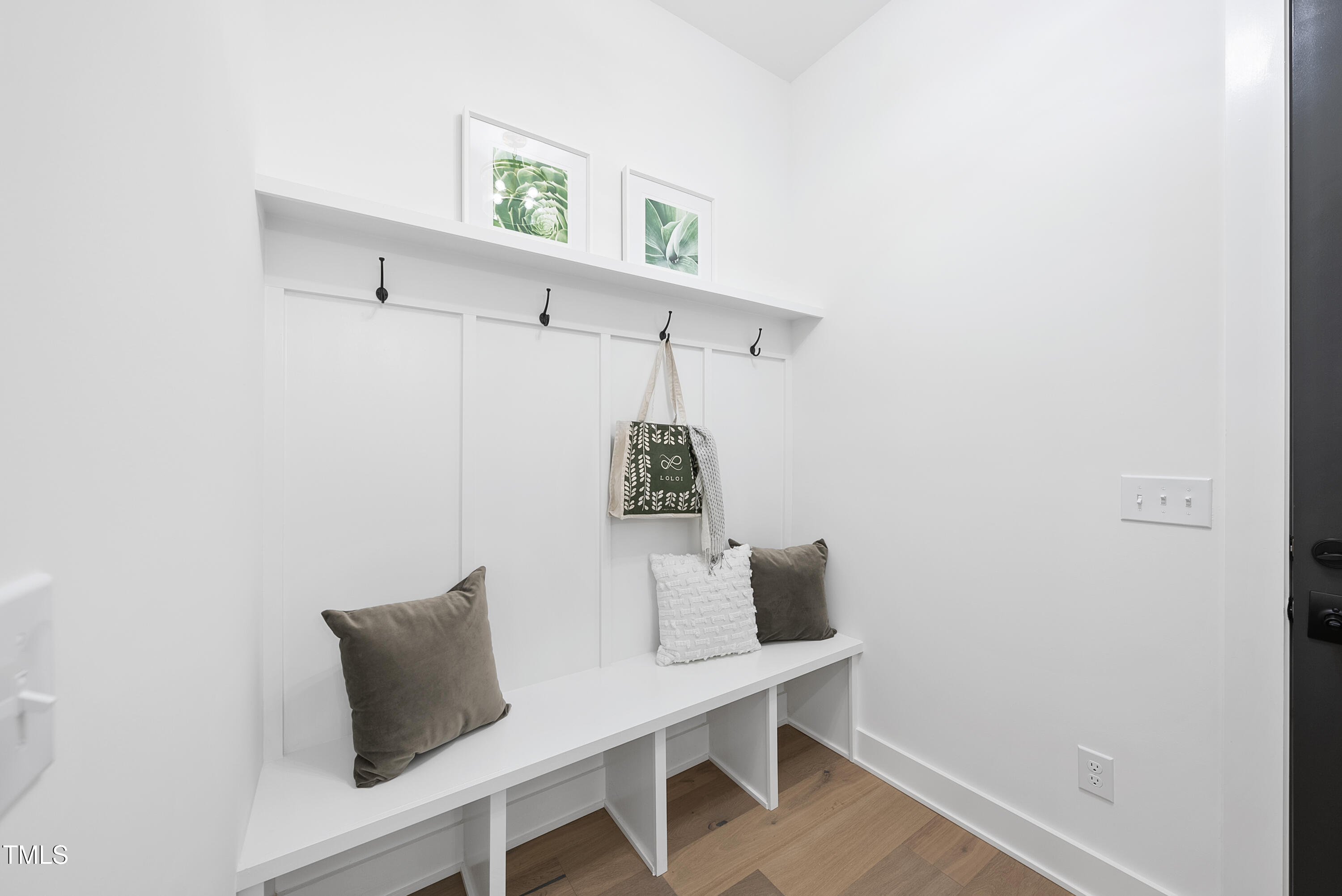 2603 Mayview Road Raleigh, NC 27607 - Photo 36 of 44 a workspace with a couch