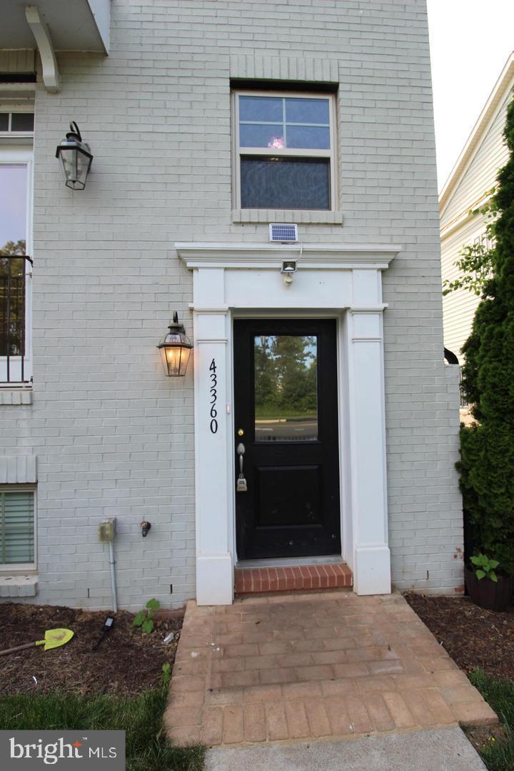 43360 Old Ryan Road Ashburn, VA 20148 - Photo 1 of 77
