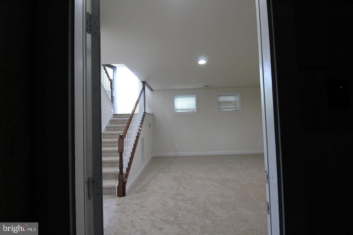 43360 Old Ryan Road Ashburn, VA 20148 - Photo 6 of 77