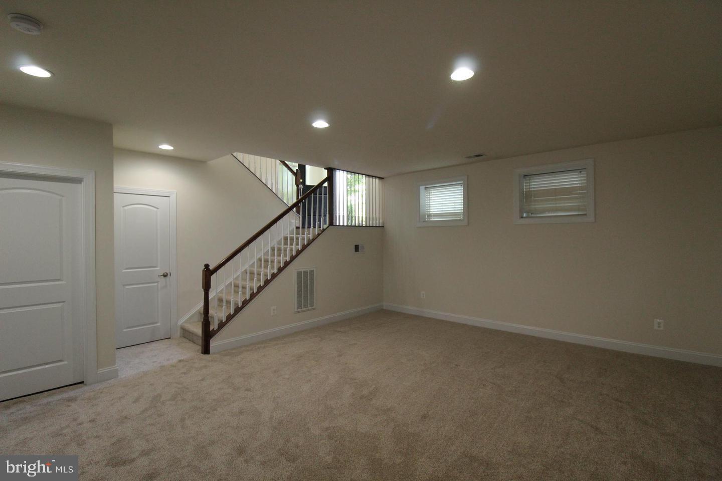 43360 Old Ryan Road Ashburn, VA 20148 - Photo 9 of 77