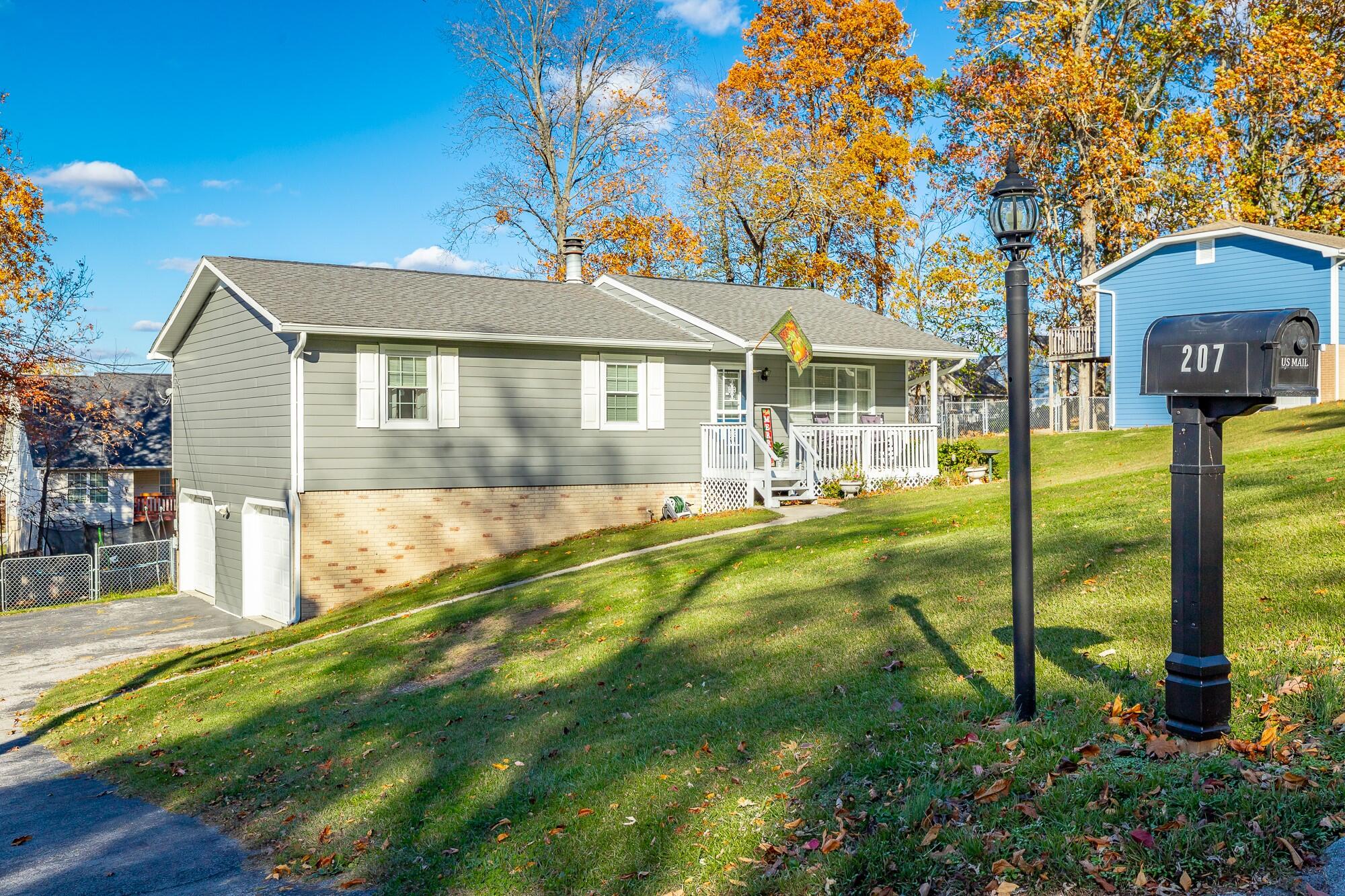 207 Smoketree Circle Ringgold, GA 30736 - Photo 6 of 31 207 Smoketree Circle HD-23